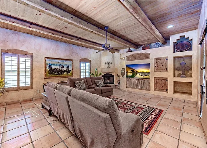 Southwest Oasis Pool Pool Table Sleep20