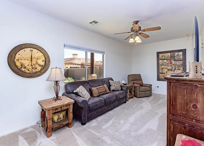 Holiday home Southwest Oasis Pool Pool Table Sleep20 Lake Havasu City