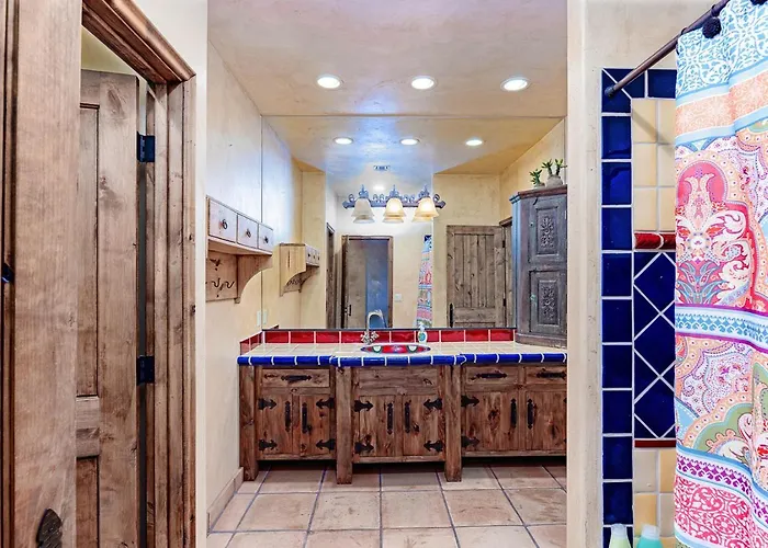 Southwest Oasis Pool Pool Table Sleep20 *