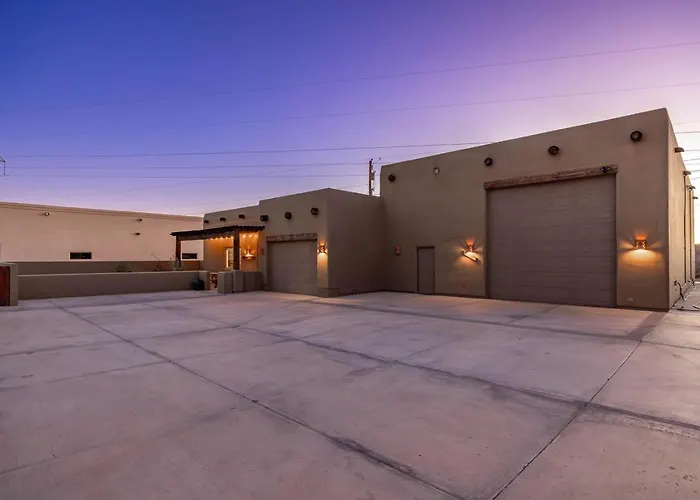 Southwest Oasis Pool Pool Table Sleep20 Lake Havasu City