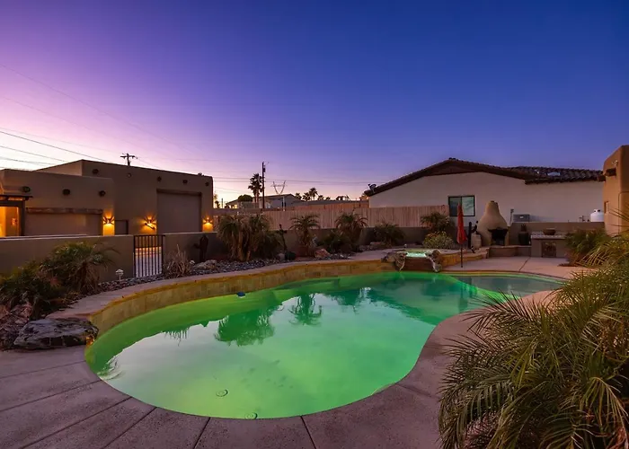 Southwest Oasis Pool Pool Table Sleep20 *